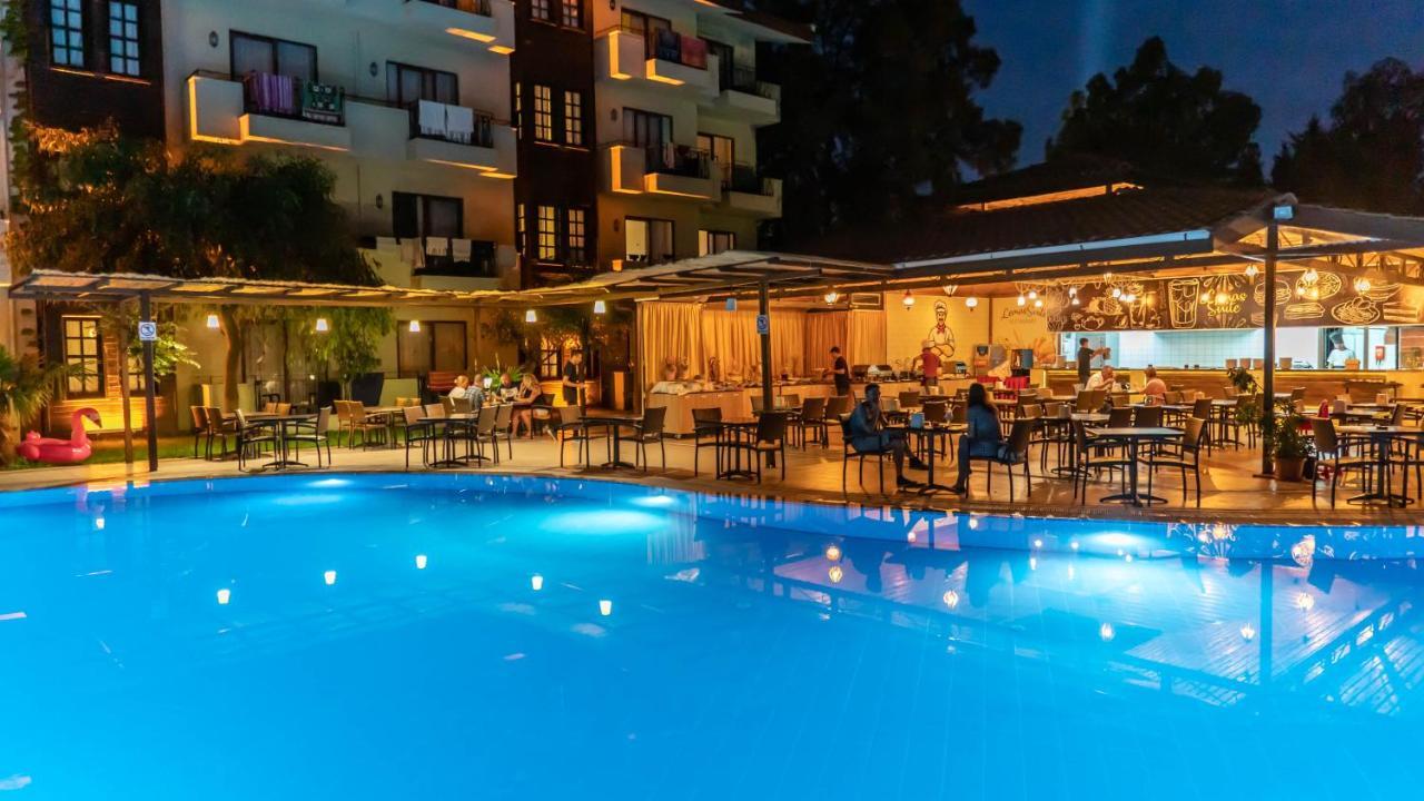 Lemas Suite Hotel Side Exterior photo